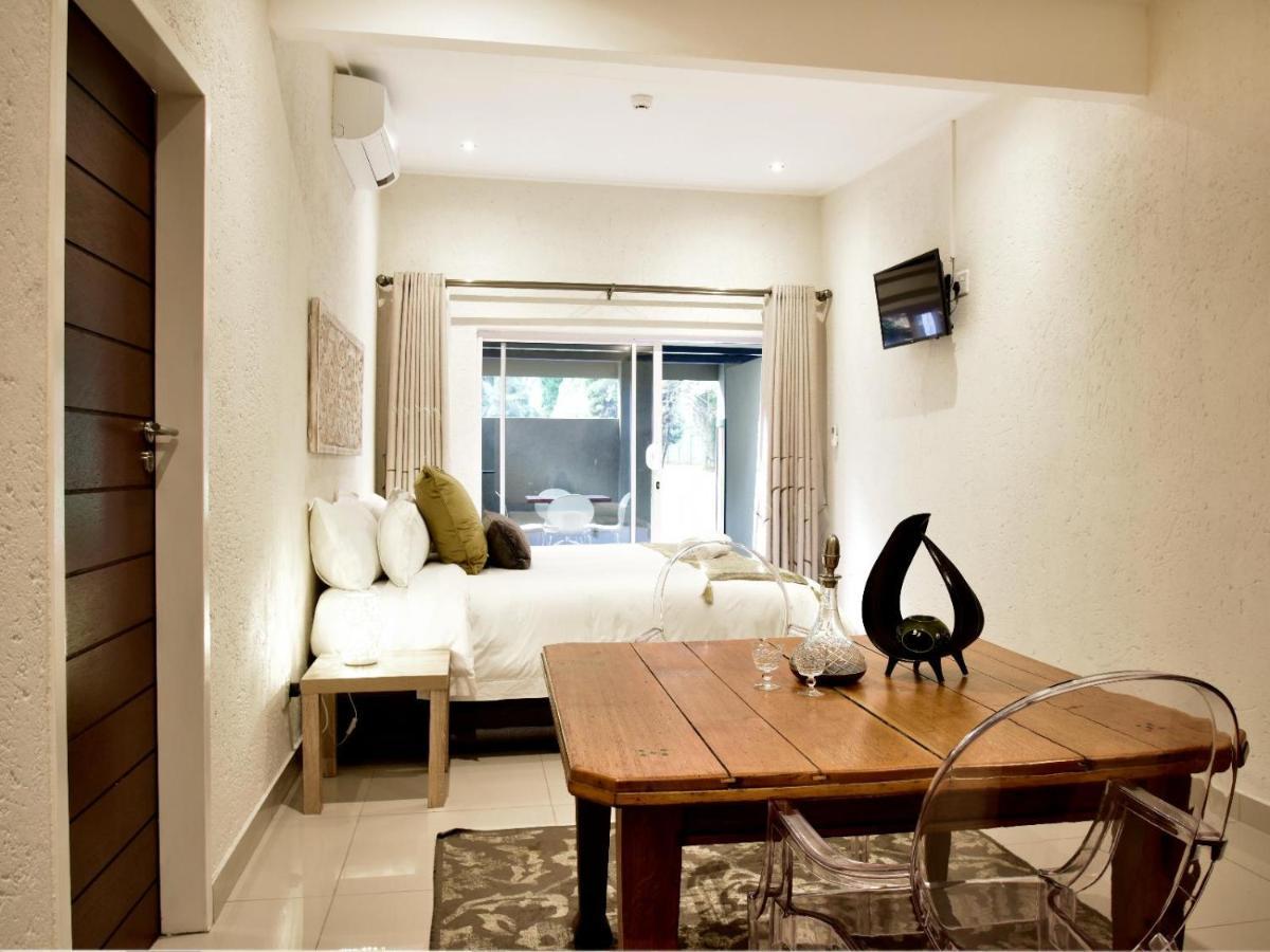 Five O'Clock Zen Boutique Guest House Центурион Экстерьер фото