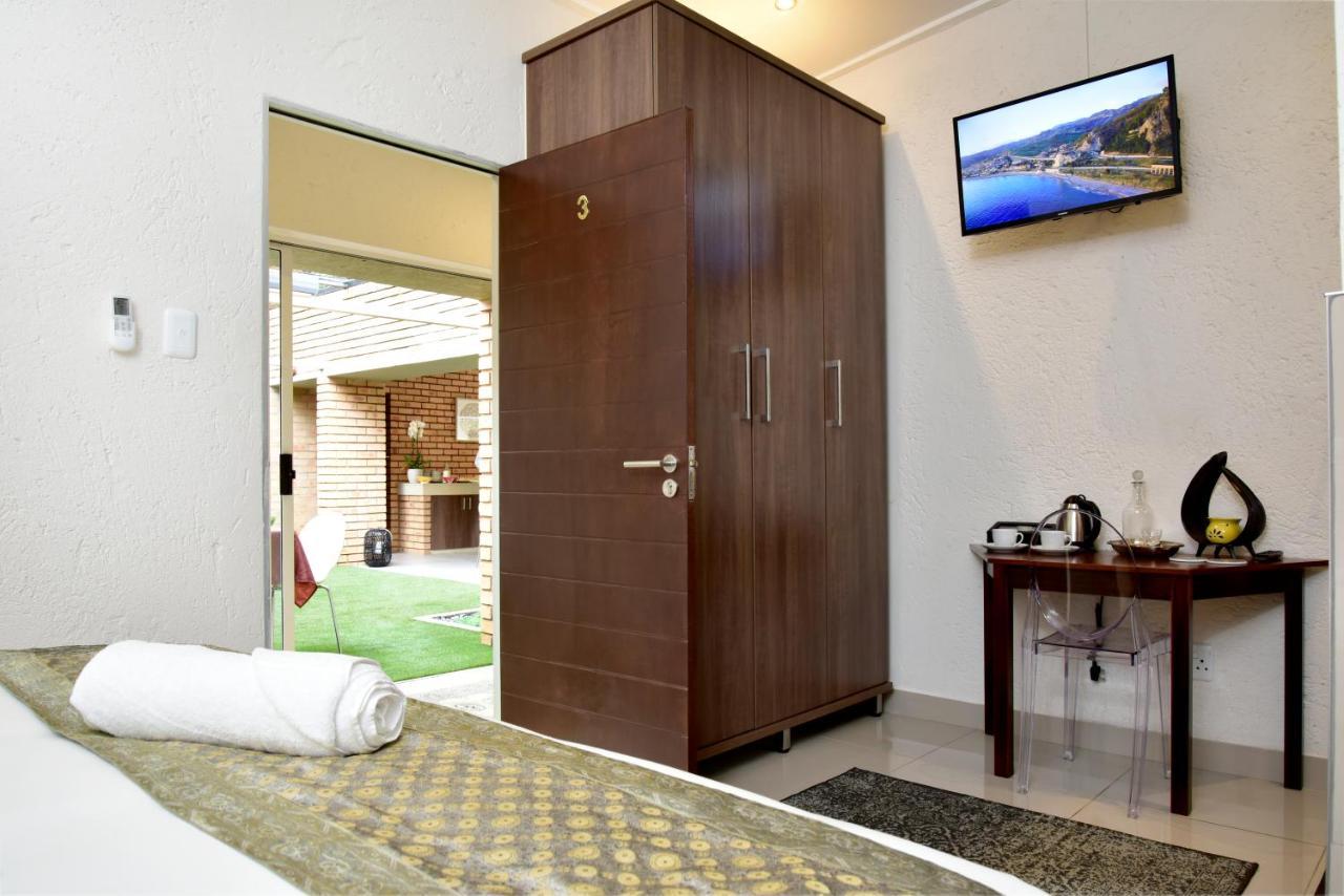 Five O'Clock Zen Boutique Guest House Центурион Экстерьер фото